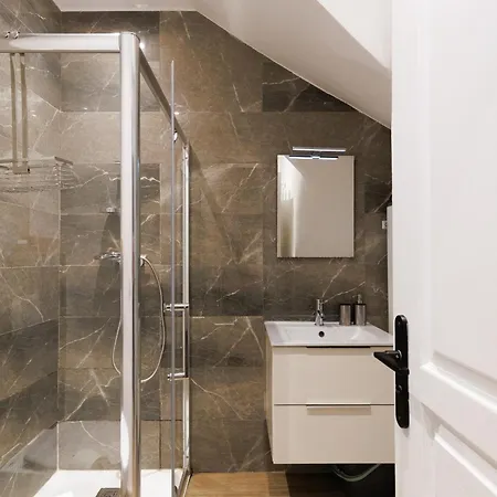 Le Notting Nid Chic Renove Coeur Du Vieil Apartment Antibes
